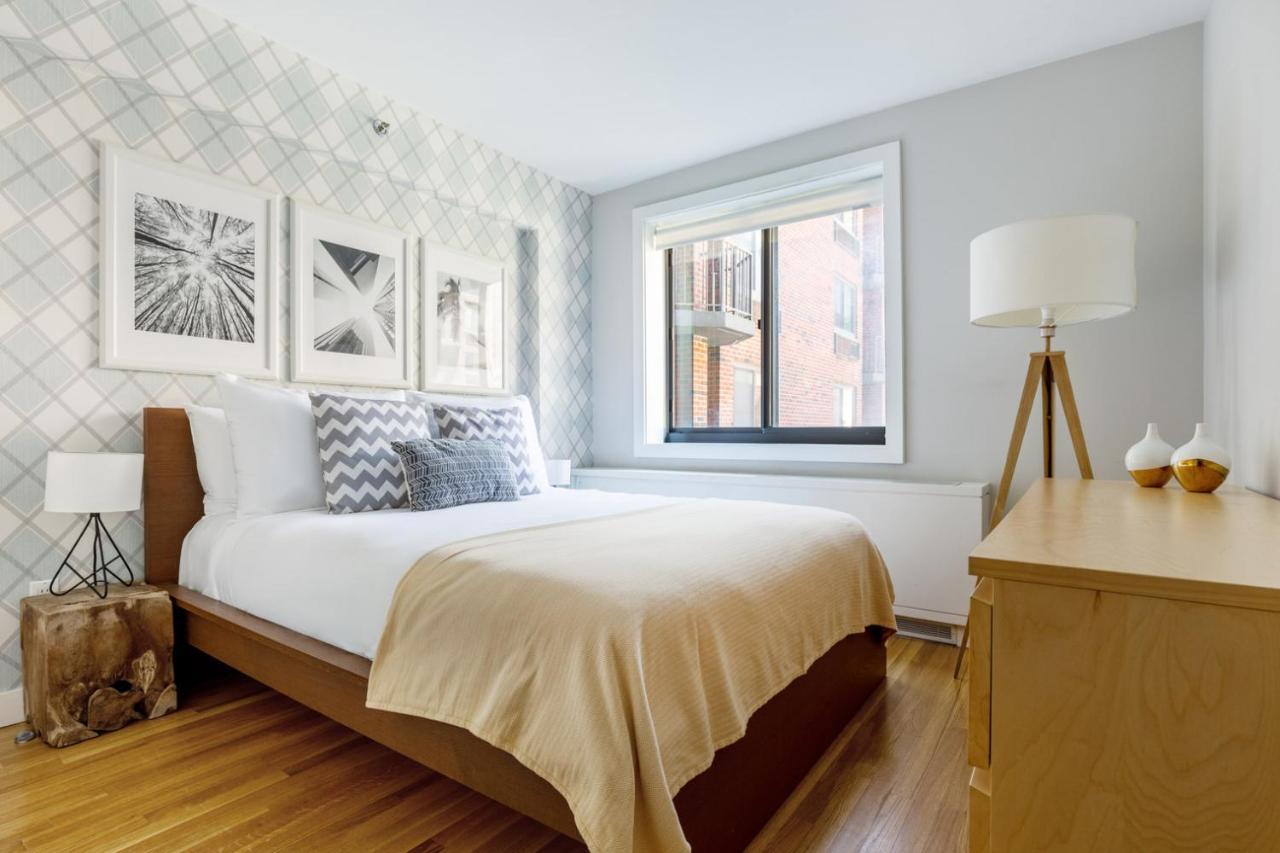 Quaint Chelsea 1br W Doorman Gym Balcony Nyc-7 Appartement New York